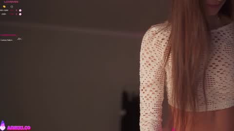 Nikki online show from 11-23-25, 01:44