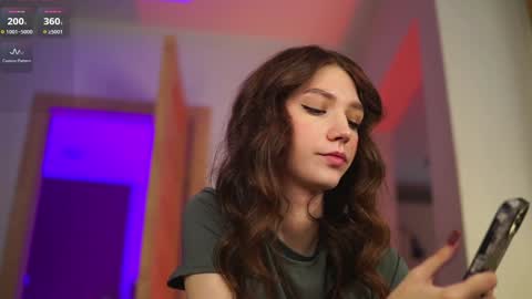 Nikki online show from 11-25-25, 04:56