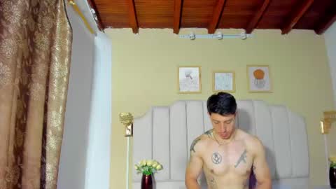 Snapshot of angelsbeaumont chatting on 07-18-26, 11:47 Angel Beaumont online show from 07-18-26, 11:47
