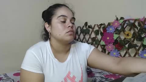 Snapshot of angelsexhotlatin chatting on 02-11-26, 03:39 angelsexhotlatin online show from 02-11-26, 03:39