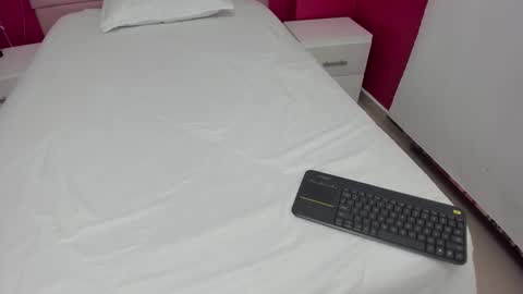 Angel  online show from 02-27-25, 10:04