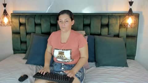 ANGIE online show from 02-09-25, 01:25