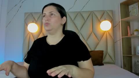 ANGIE online show from 12-20-25, 12:56