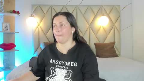 ANGIE online show from 06-14-26, 01:13