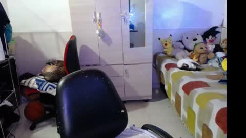 angels online show from 09-10-25, 07:47