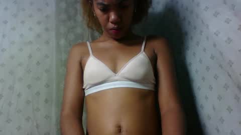 Snapshot of angeltta69 chatting on 05-07-26, 07:52 angeltta69 online show from 05-07-26, 07:52