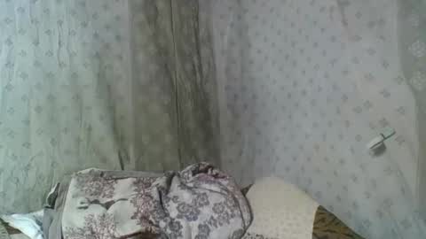 Snapshot of angeltta69 chatting on 06-07-26, 07:12 angeltta69 online show from 06-07-26, 07:12