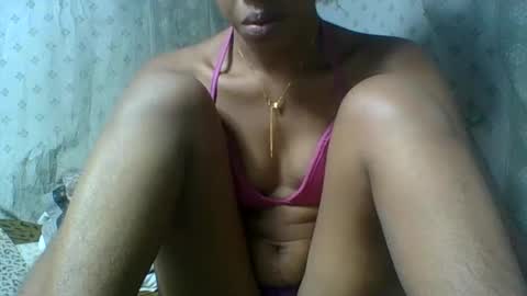 Snapshot of angeltta69 chatting on 06-07-26, 07:17 angeltta69 online show from 06-07-26, 07:17