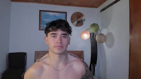 Snapshot of angelx_fox chatting on 01-05-25, 06:02 Angel Fox online show from 01-05-25, 06:02