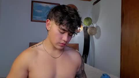 Snapshot of angelx_fox chatting on 02-17-25, 01:04 Angel Fox online show from 02-17-25, 01:04