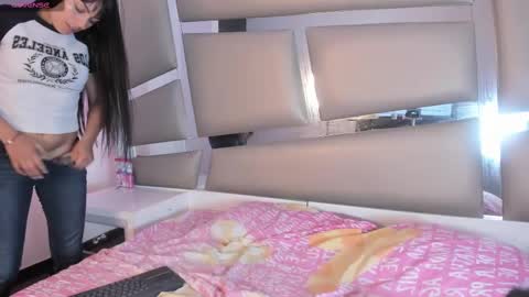 angely_js online show from 02-06-25, 02:11