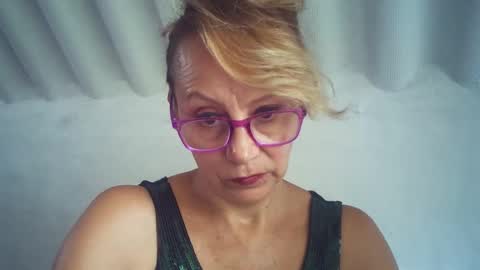 angelycute476334 online show from 02-19-26, 07:21