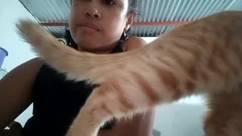 Angie online show from 11-09-25, 04:05