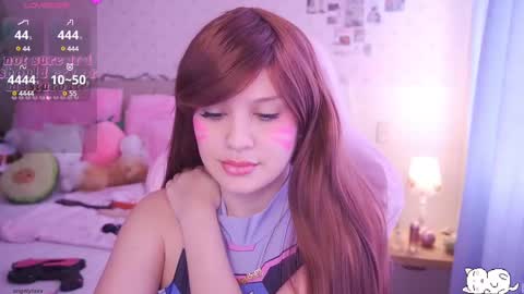 Snapshot of angelytaxx chatting on 02-09-25, 01:46 Angel online show from 02-09-25, 01:46