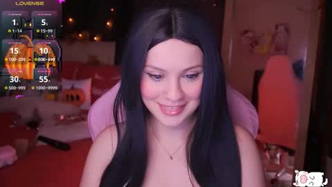 Snapshot of angelytaxx chatting on 10-22-25, 06:57 Angel online show from 10-22-25, 06:57