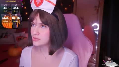 Snapshot of angelytaxx chatting on 11-20-25, 07:41 Angel online show from 11-20-25, 07:41