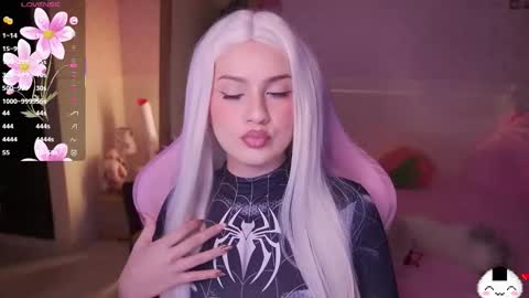 Snapshot of angelytaxx chatting on 02-01-26, 04:11 Angel online show from 02-01-26, 04:11