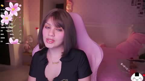 Snapshot of angelytaxx chatting on 02-10-26, 06:17 Angel online show from 02-10-26, 06:17