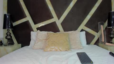 Snapshot of anghel_stone chatting on 02-03-25, 06:39 Anghel Stone online show from 02-03-25, 06:39