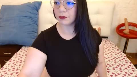 Angie online show from 11-21-25, 06:50