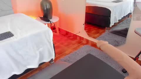 Snapshot of angieebaezz chatting on 02-01-25, 02:56 Angie online show from 02-01-25, 02:56