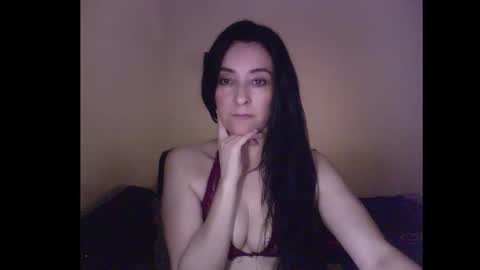 Snapshot of angiesquirt chatting on 05-03-26, 02:06 VALENTINA online show from 05-03-26, 02:06