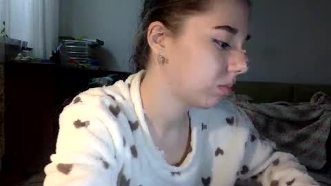 Angel Cute online show from 04-21-26, 02:51