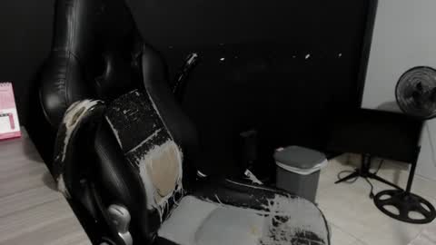 angy online show from 01-08-25, 09:21