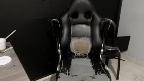 angy online show from 02-14-25, 06:56