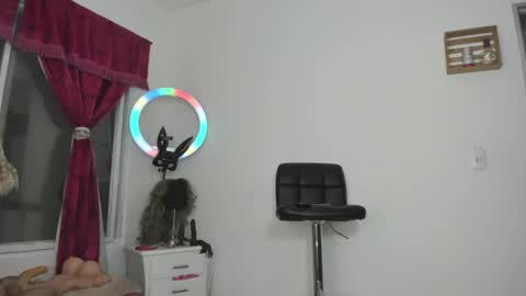 Snapshot of angye_hot chatting on 12-14-24, 12:23 Jovana Michell online show from 12-14-24, 12:23