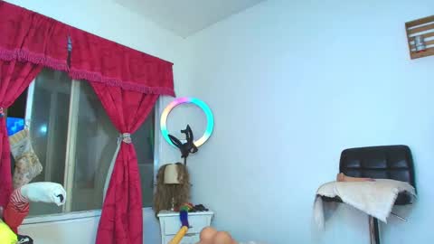 Snapshot of angye_hot chatting on 03-08-25, 09:06 Jovana Michell online show from 03-08-25, 09:06