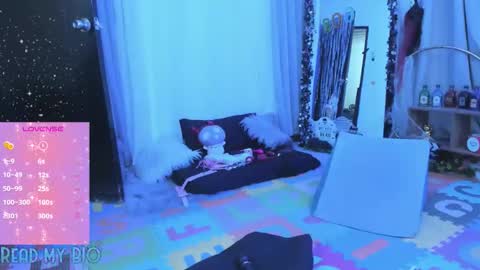 Anhala Rivera online show from 10-23-25, 01:05