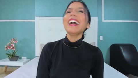 Ania online show from 09-18-25, 11:51