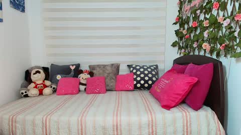 laura  online show from 02-07-26, 12:58