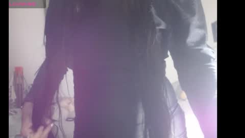 Snapshot of anii_mantilla chatting on 09-10-25, 06:02 Anii Mantilla online show from 09-10-25, 06:02