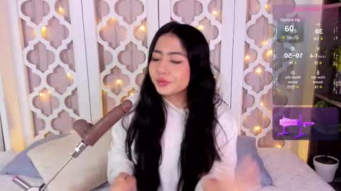 aniie_west online show from 02-17-25, 12:16