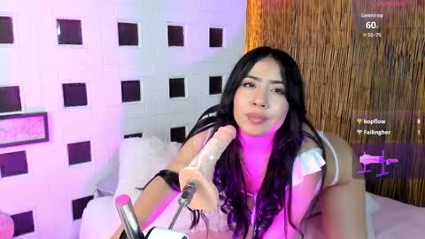 aniie_west online show from 03-06-25, 09:42