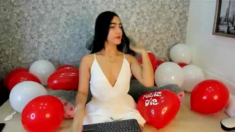 anika_h online show from 02-14-26, 12:24