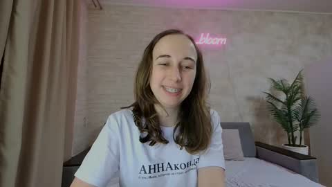 Snapshot of anikabloom chatting on 02-03-25, 01:09 anikabloom online show from 02-03-25, 01:09