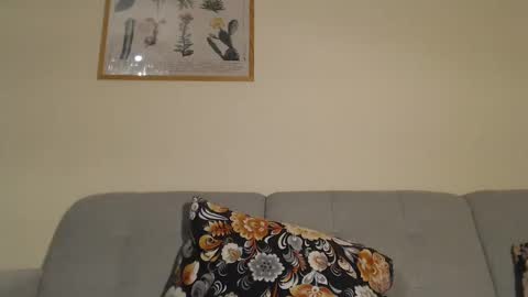 Snapshot of anime_baby22 chatting on 12-23-24, 05:54 Alice online show from 12-23-24, 05:54