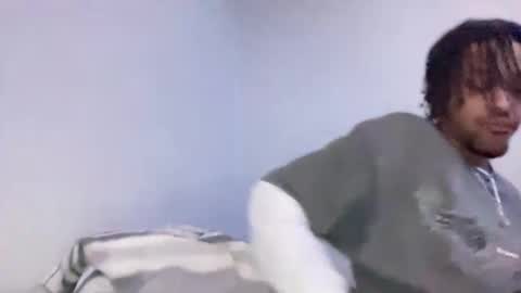 Snapshot of animeboygirls chatting on 01-18-25, 08:52 Animeboygirls online show from 01-18-25, 08:52