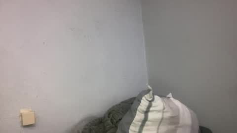 Snapshot of animeboygirls chatting on 02-16-25, 10:54 Animeboygirls online show from 02-16-25, 10:54