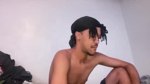 Snapshot of animeboygirls chatting on 09-15-25, 03:39 Animeboygirls online show from 09-15-25, 03:39