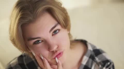 Snapshot of anishavivo chatting on 12-03-25, 12:03 AnishaVivo online show from 12-03-25, 12:03