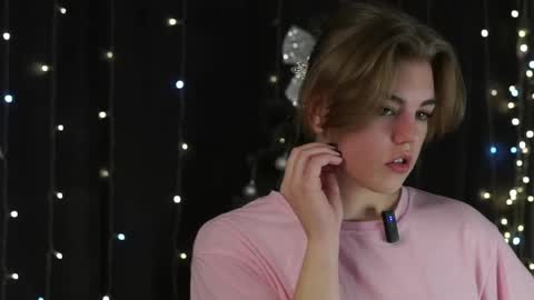 AnishaVivo online show from 01-19-26, 12:20