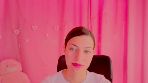 Anni online show from 04-28-26, 04:12