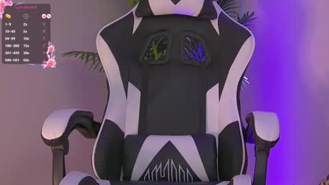 Snapshot of anissadesire chatting on 11-28-25, 08:55 anissadesire online show from 11-28-25, 08:55