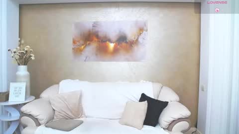 Snapshot of anissalogan chatting on 11-20-25, 12:49 my name is Ani online show from 11-20-25, 12:49