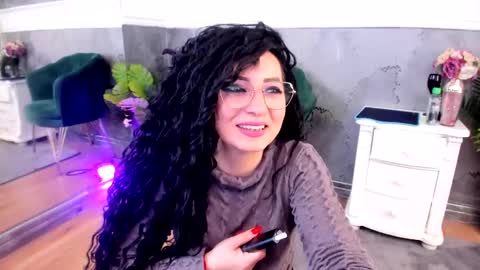 anissia teaser online show from 03-05-25, 10:44