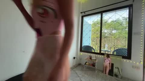 Snapshot of anita__hills chatting on 12-07-24, 03:04 anita__hills online show from 12-07-24, 03:04